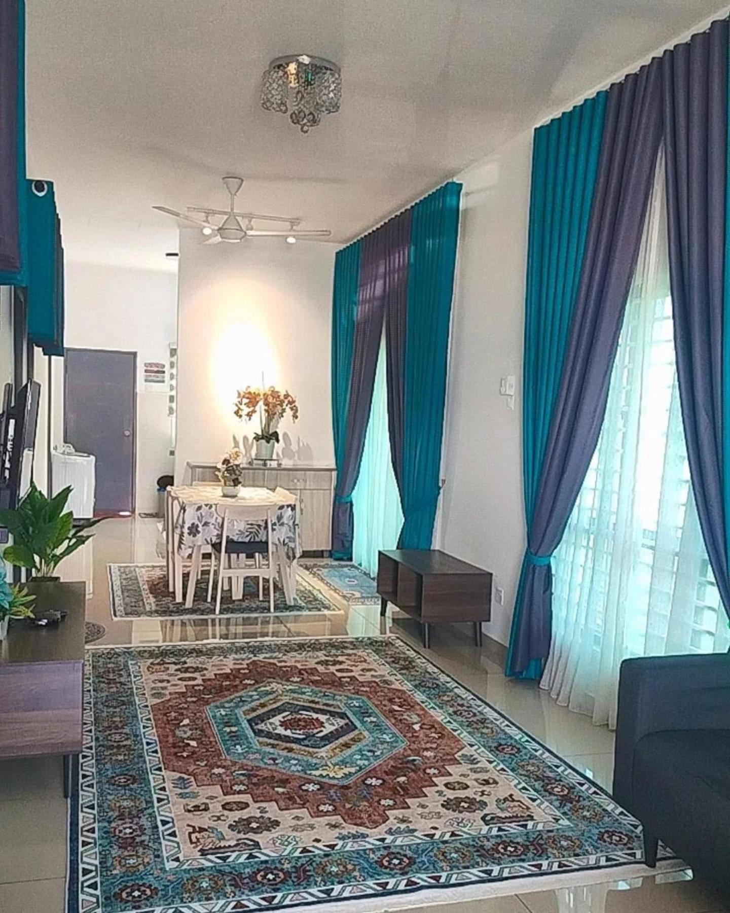 Aiman'S Rose Homestay Teluk Panglima Garang Buitenkant foto